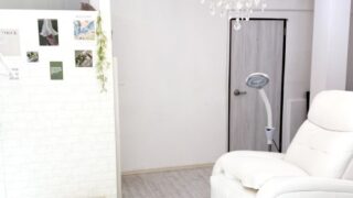 『日暮里 アイアラッシュ眉サロン 働くスタッフさんの美をサポート 亀有ヘアサロン 中途美容師求人 福利厚生』